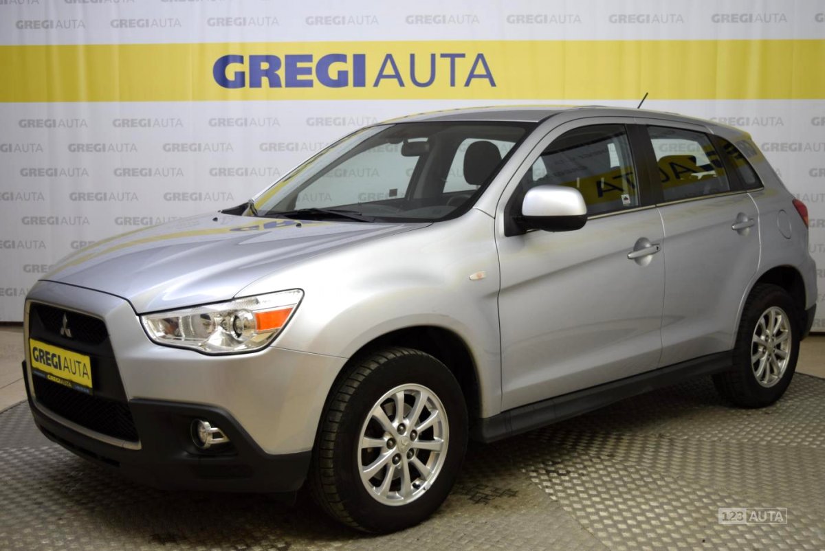 Mitsubishi ASX, 2011 - pohled č. 2