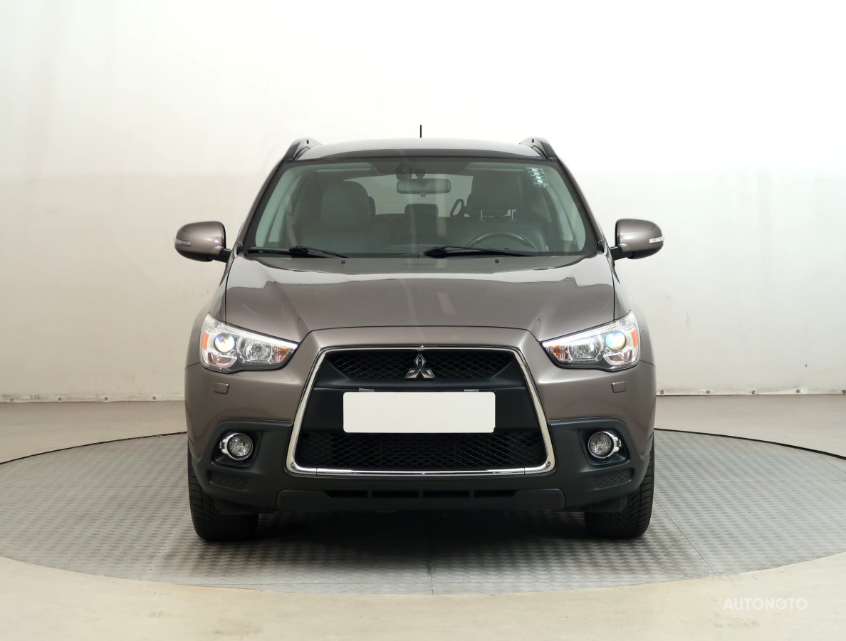 Mitsubishi ASX, 2011 - pohled č. 2