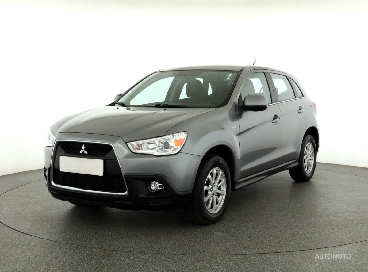 Mitsubishi ASX, 2011 - pohled č. 3