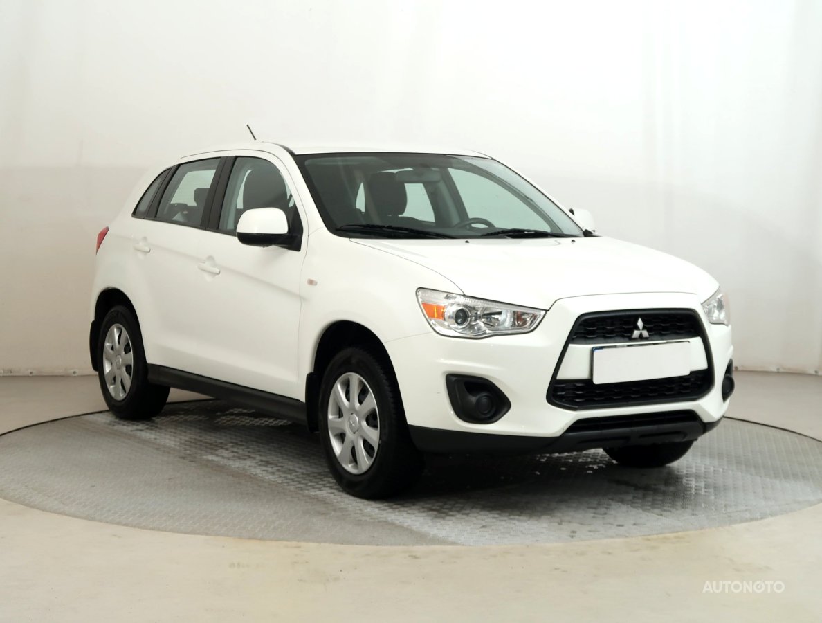 Mitsubishi ASX, 2015 - celkový pohled