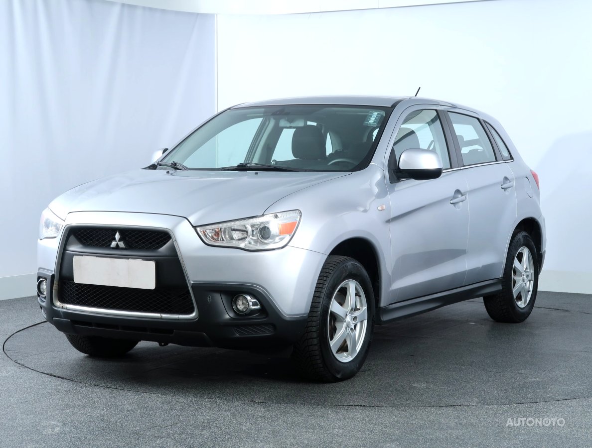 Mitsubishi ASX, 2012 - pohled č. 3