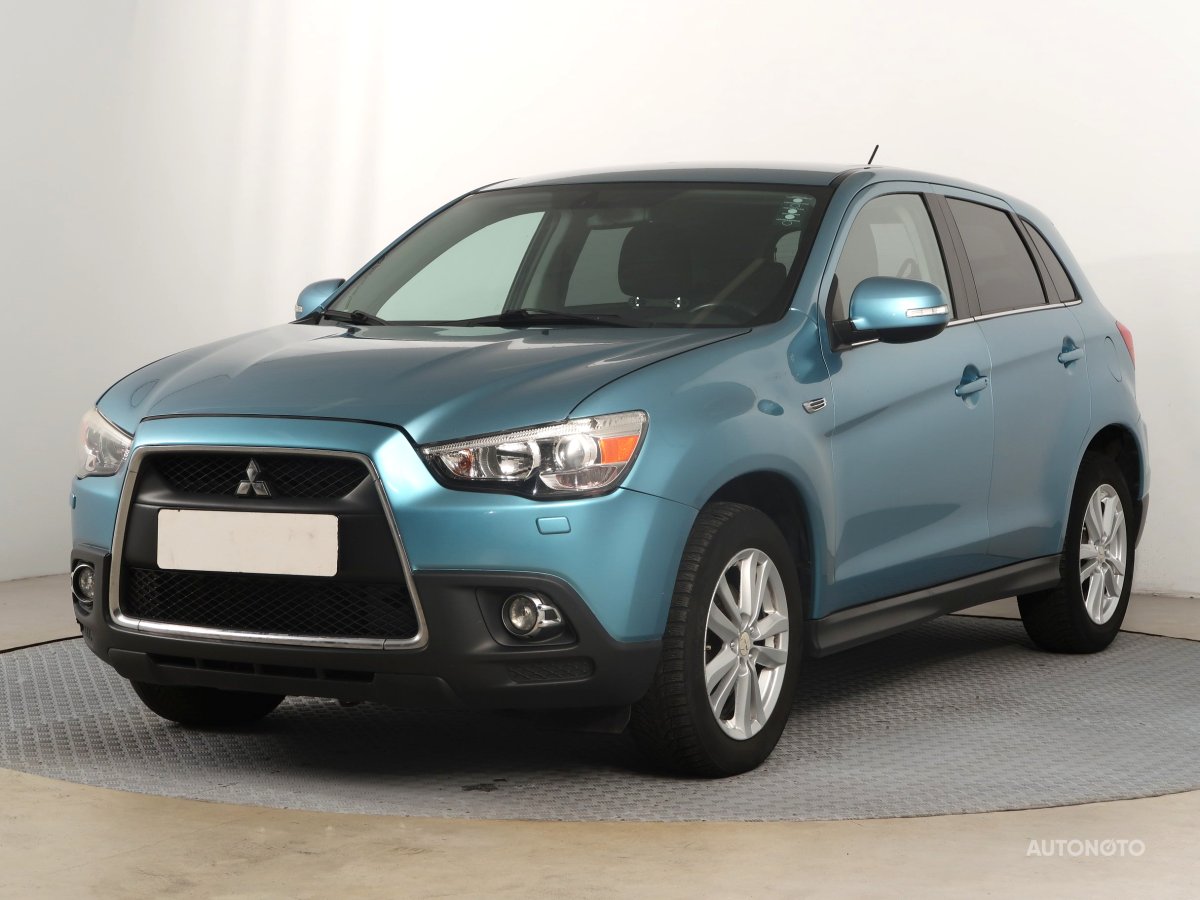 Mitsubishi ASX, 2011 - pohled č. 3