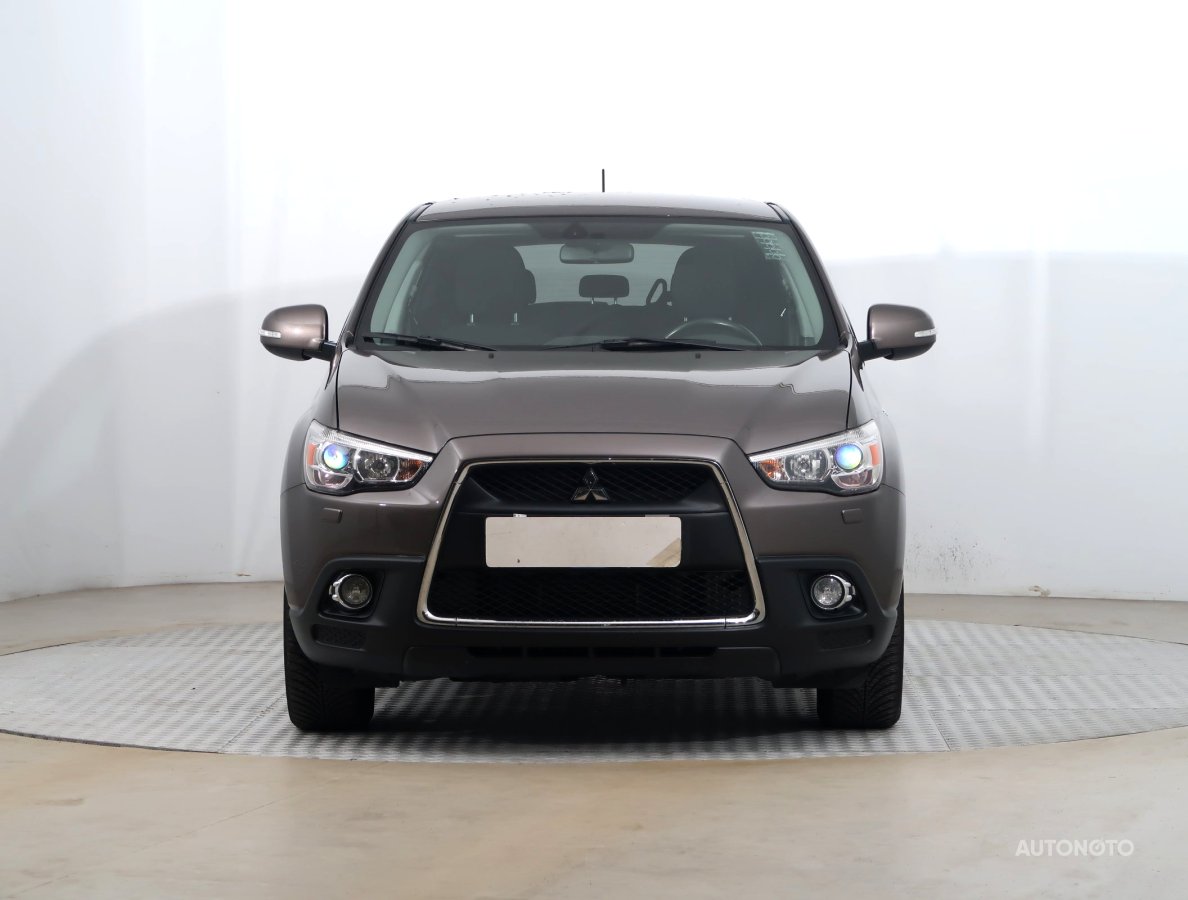 Mitsubishi ASX, 2011 - pohled č. 2