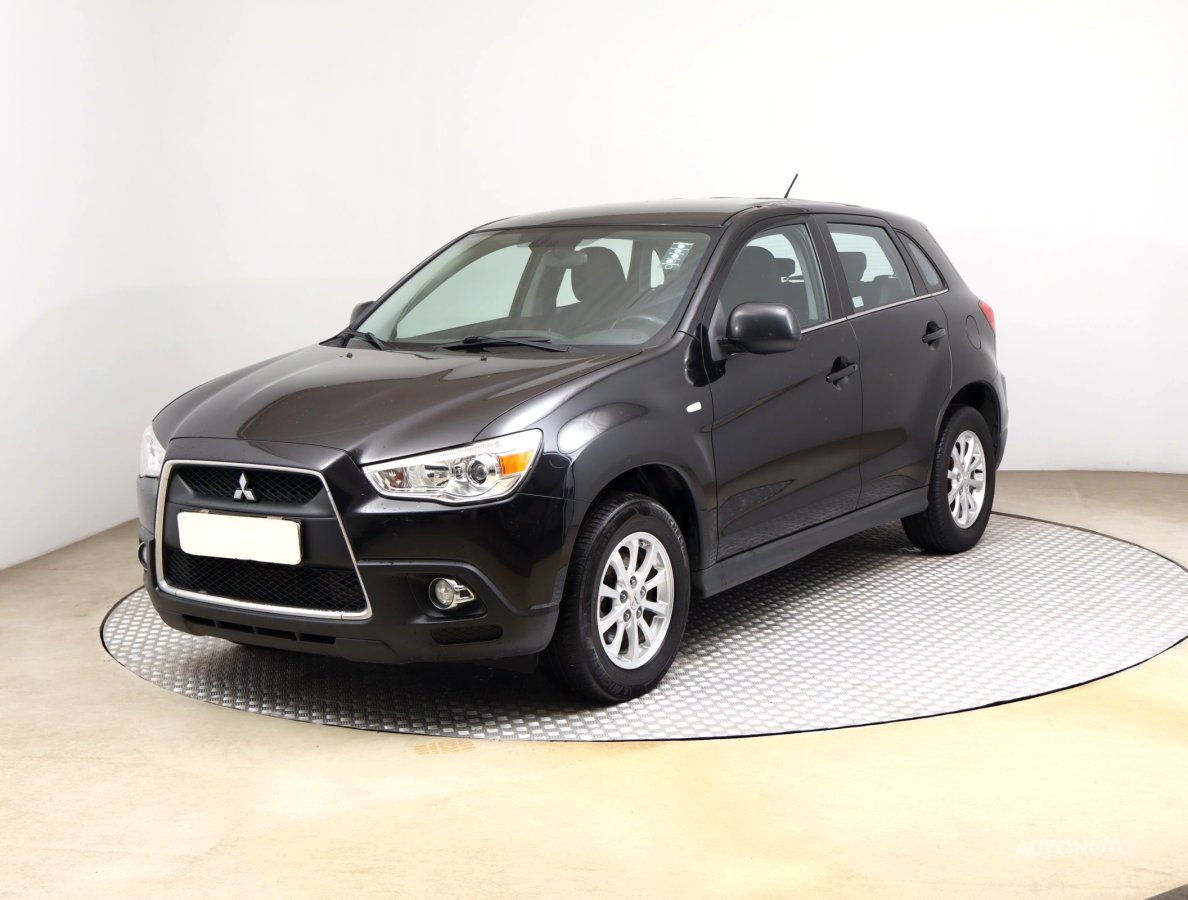Mitsubishi ASX, 2011 - pohled č. 3