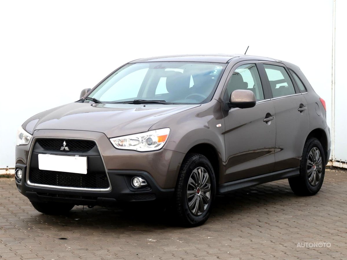 Mitsubishi ASX, 2010 - pohled č. 3