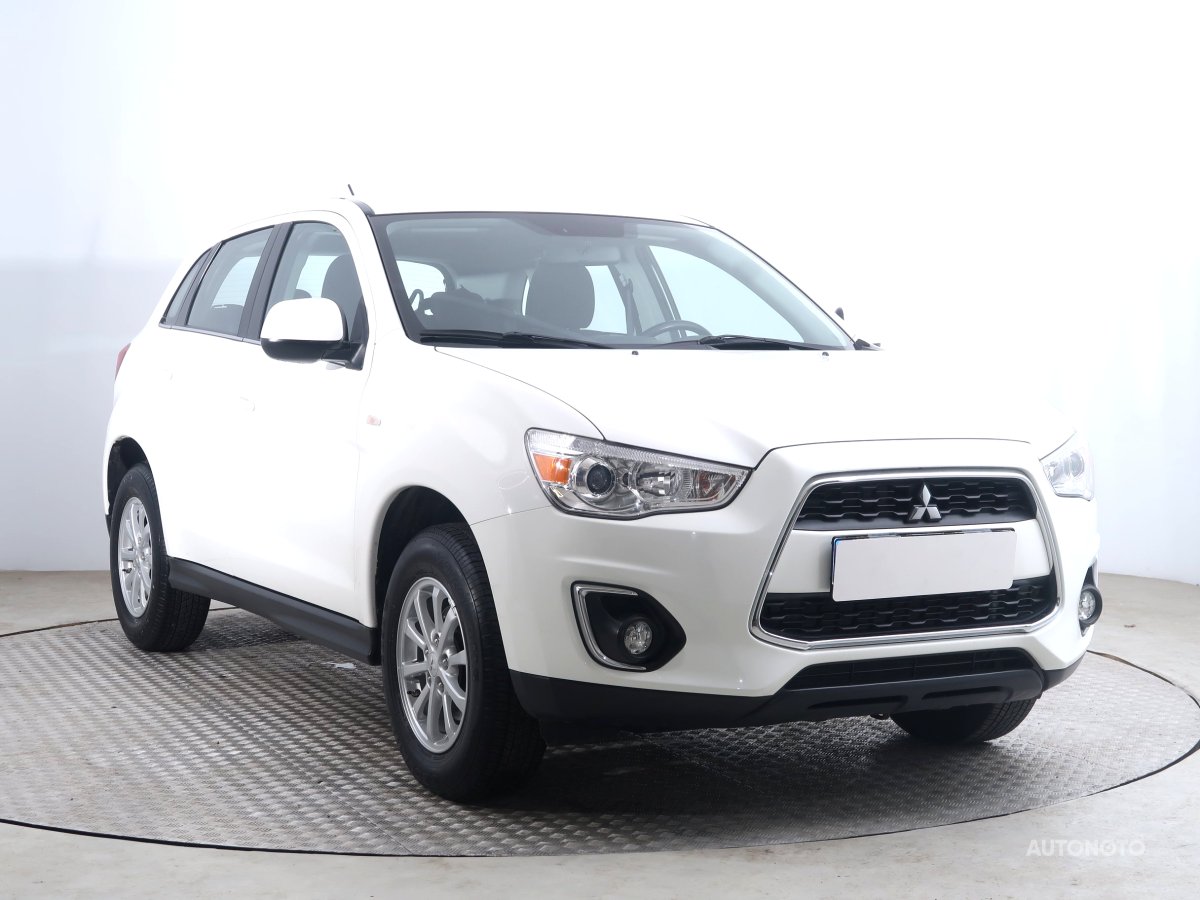 Mitsubishi ASX, 2015 - celkový pohled