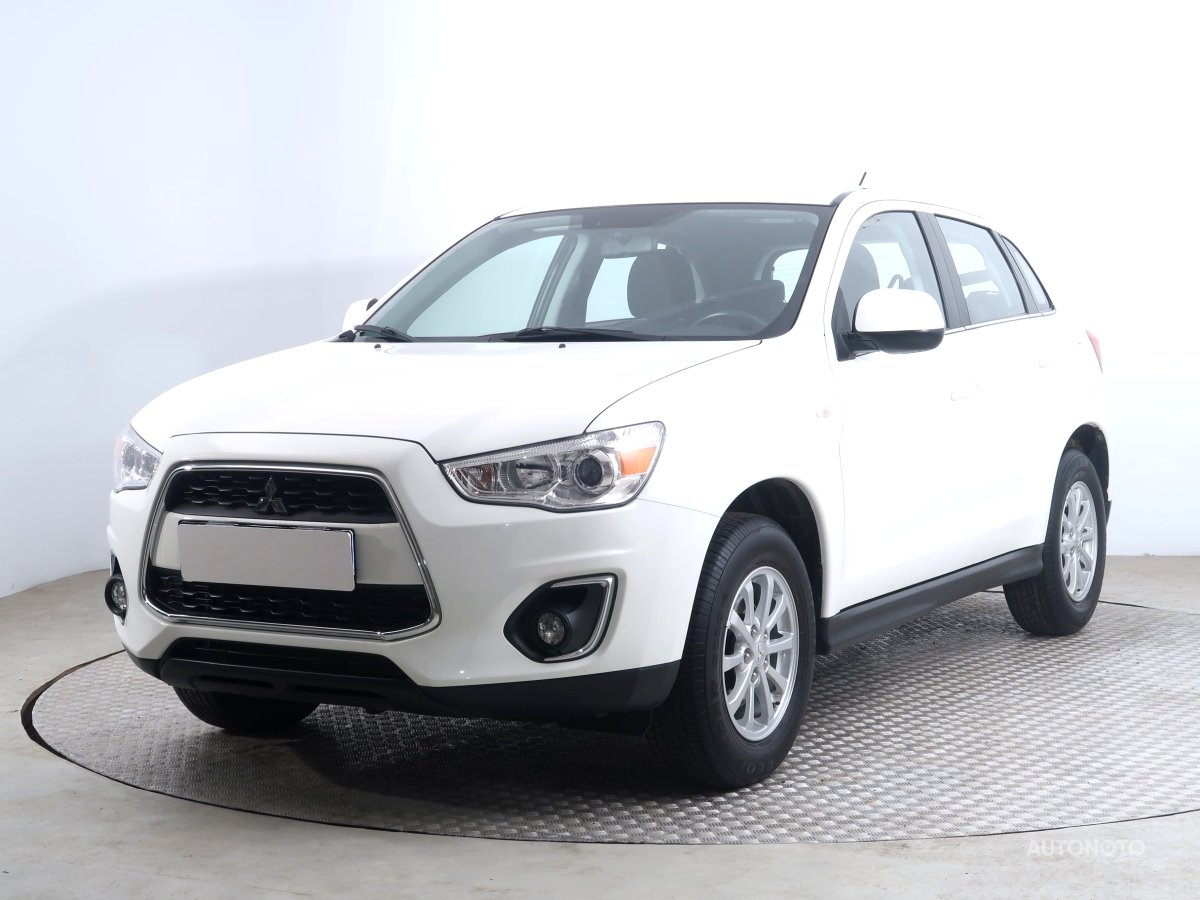 Mitsubishi ASX, 2015 - pohled č. 3