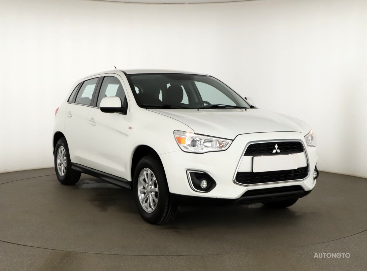 Mitsubishi ASX, 2015 - celkový pohled