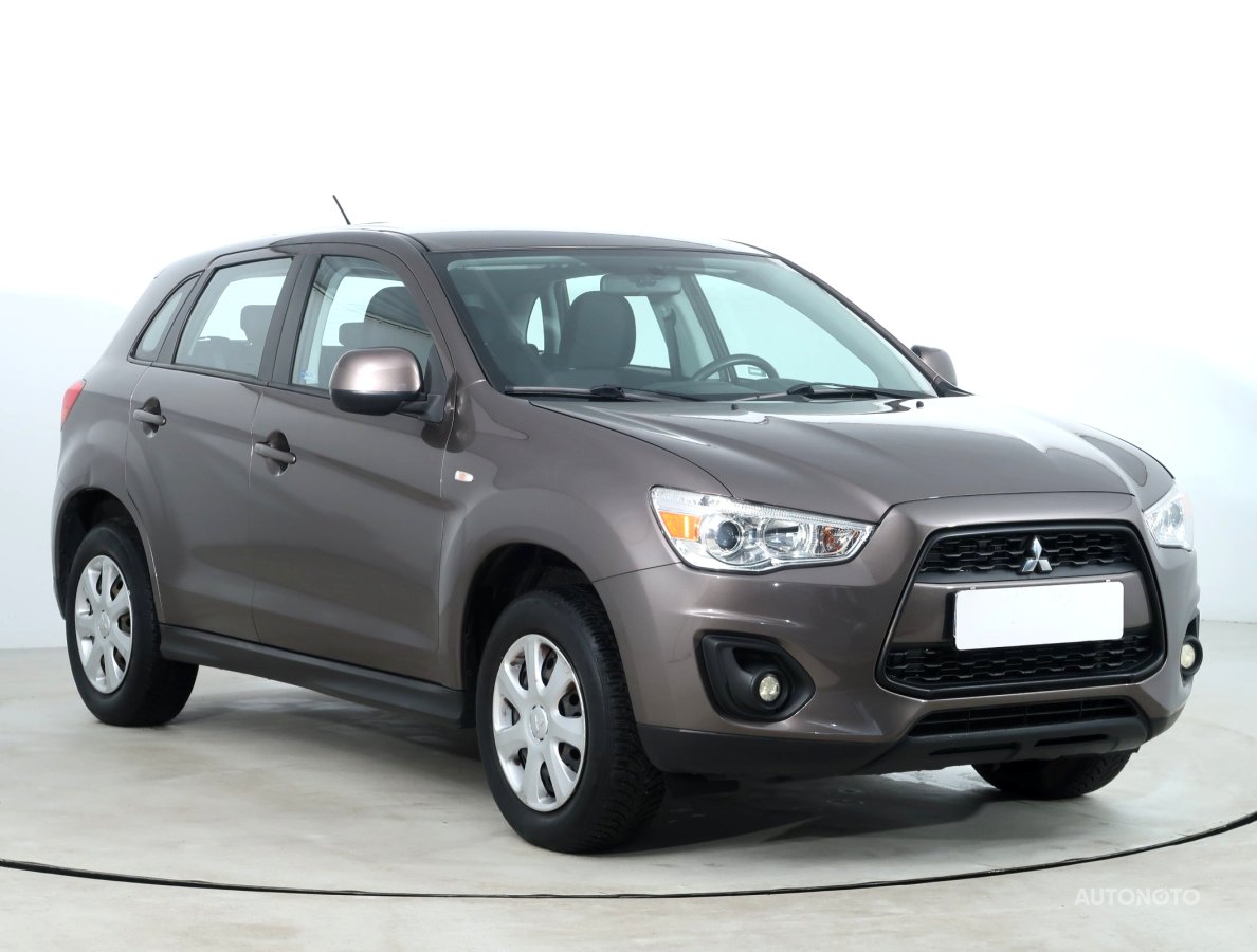 Mitsubishi ASX, 2015 - celkový pohled