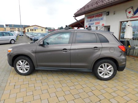 Mitsubishi ASX, 2011 - pohled č. 6