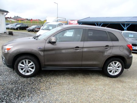 Mitsubishi ASX, 2011 - pohled č. 2