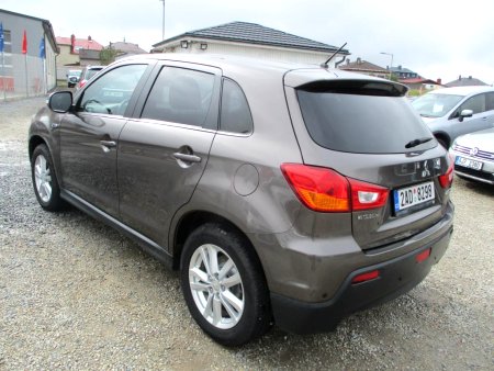 Mitsubishi ASX, 2011 - pohled č. 3