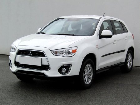 Mitsubishi ASX, 2012 - pohled č. 3