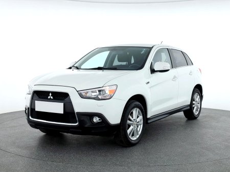 Mitsubishi ASX, 2012 - pohled č. 3