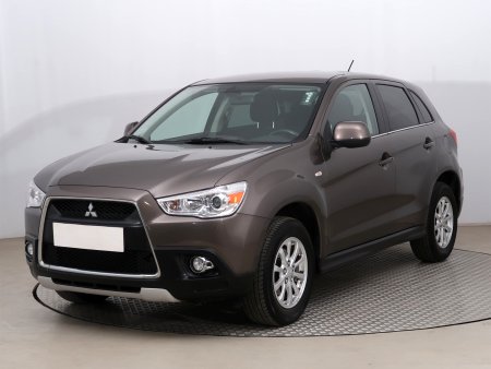 Mitsubishi ASX, 2011 - pohled č. 3