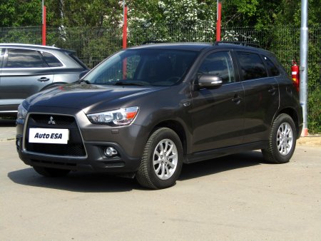 Mitsubishi ASX, 2012 - pohled č. 3