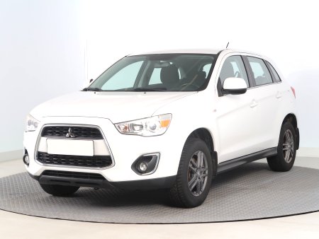 Mitsubishi ASX, 2015 - pohled č. 3
