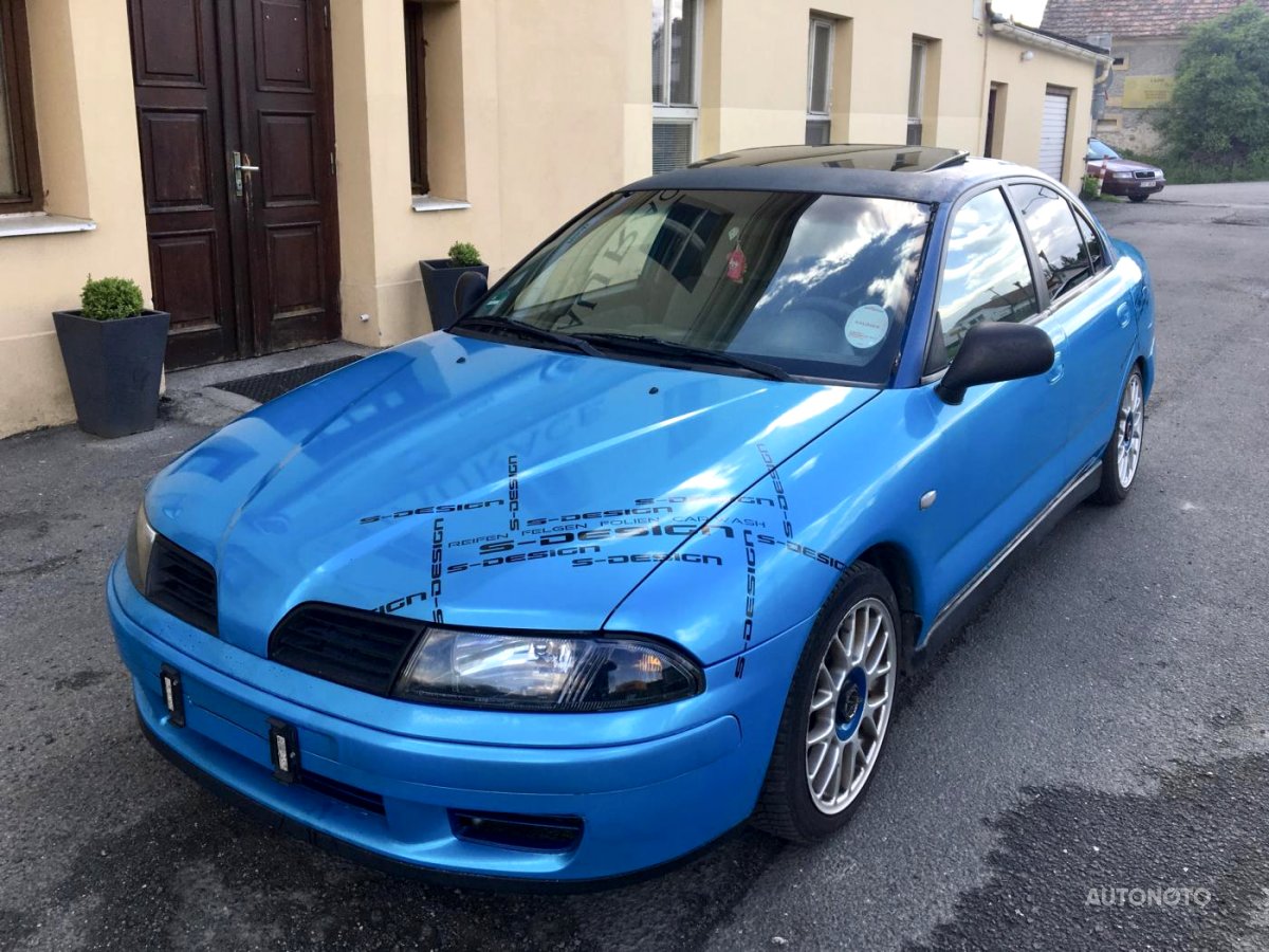 Mitsubishi Carisma, 1997 - celkový pohled