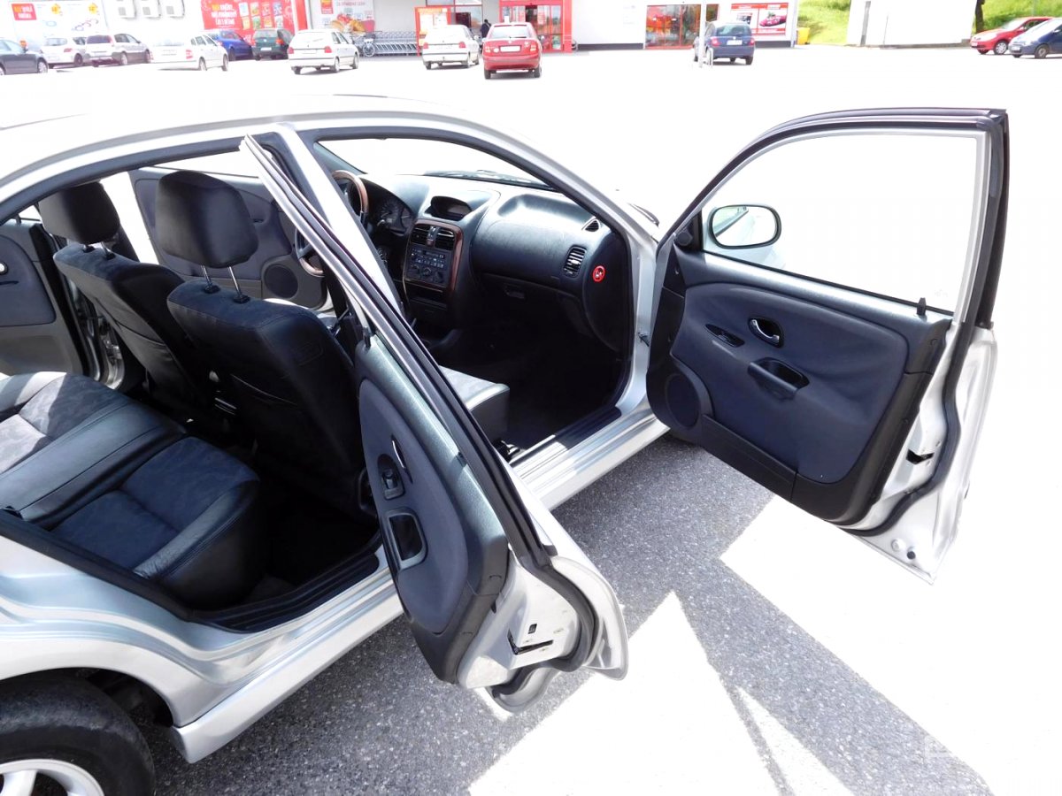 Mitsubishi Carisma, 2001 - pohled č. 13