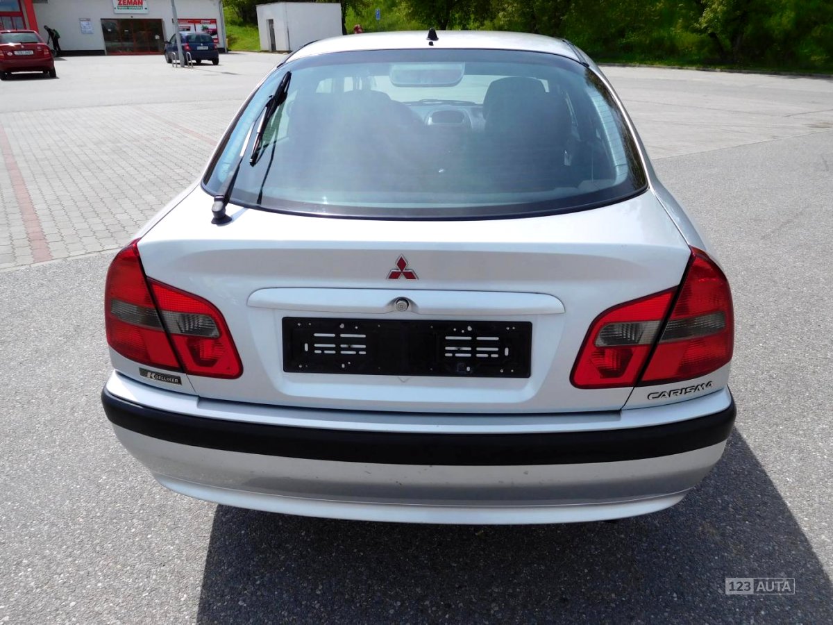 Mitsubishi Carisma, 2001 - pohled č. 4