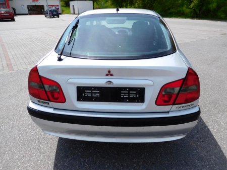 Mitsubishi Carisma, 2001 - pohled č. 4