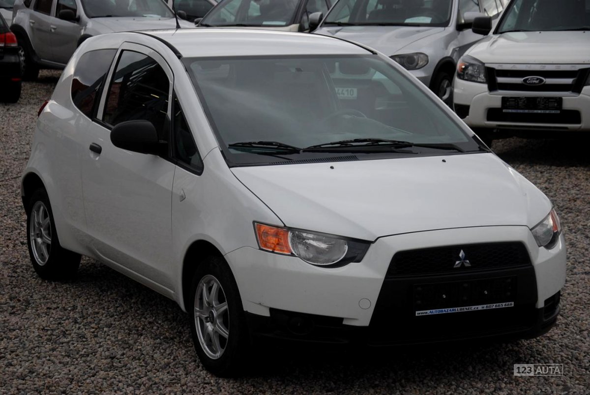 Mitsubishi Colt, 2010 - pohled č. 2