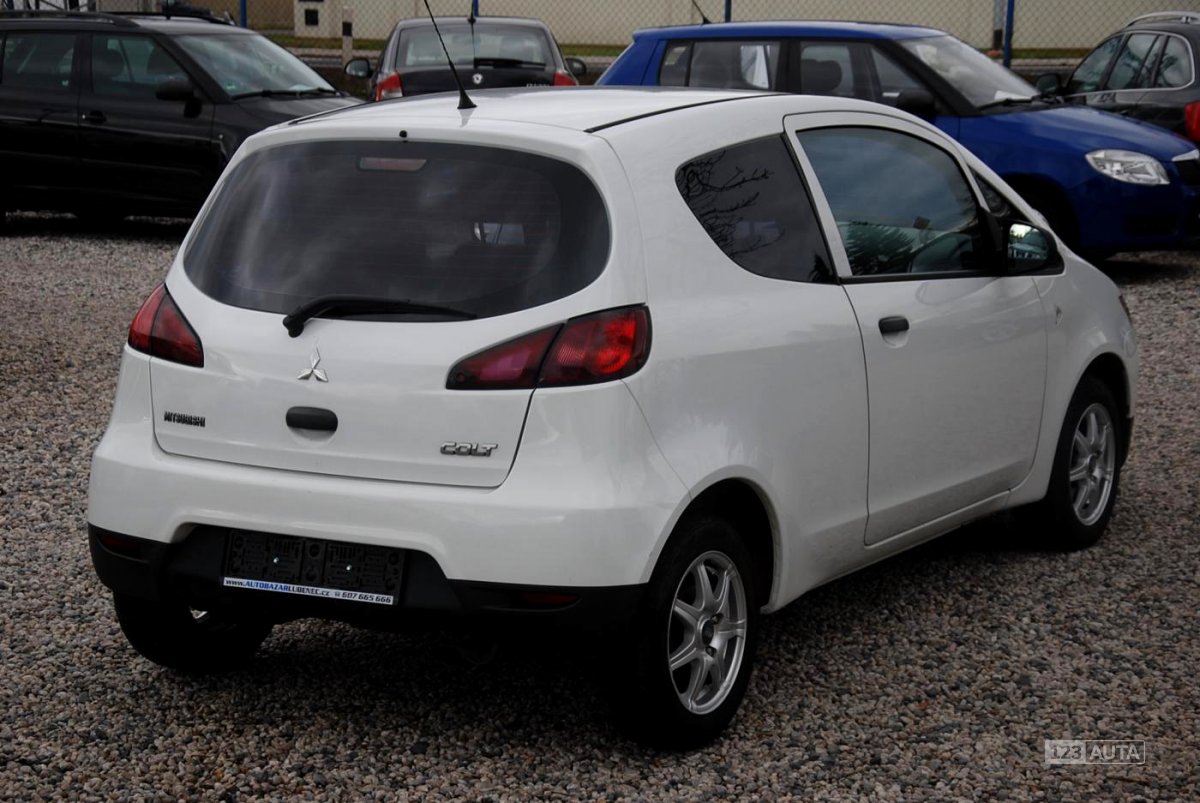 Mitsubishi Colt, 2010 - pohled č. 3