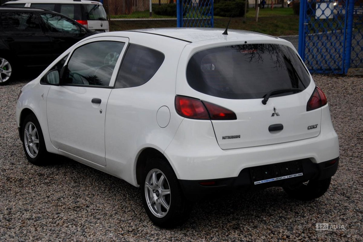Mitsubishi Colt, 2010 - pohled č. 4