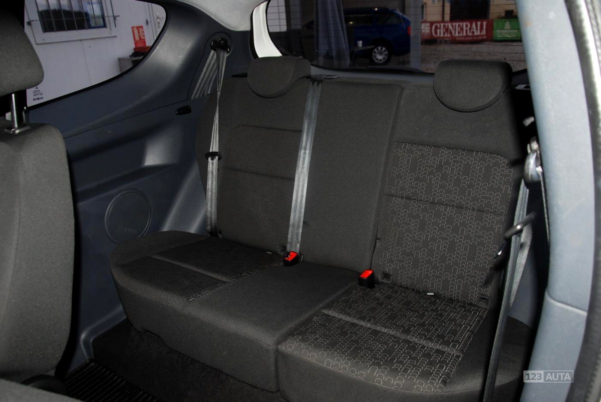 Mitsubishi Colt, 2010 - pohled č. 7