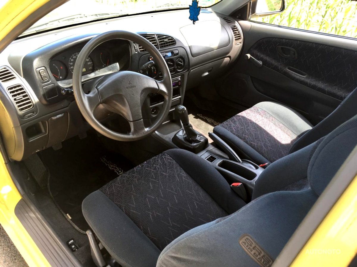 Mitsubishi Colt, 1998 - pohled č. 7