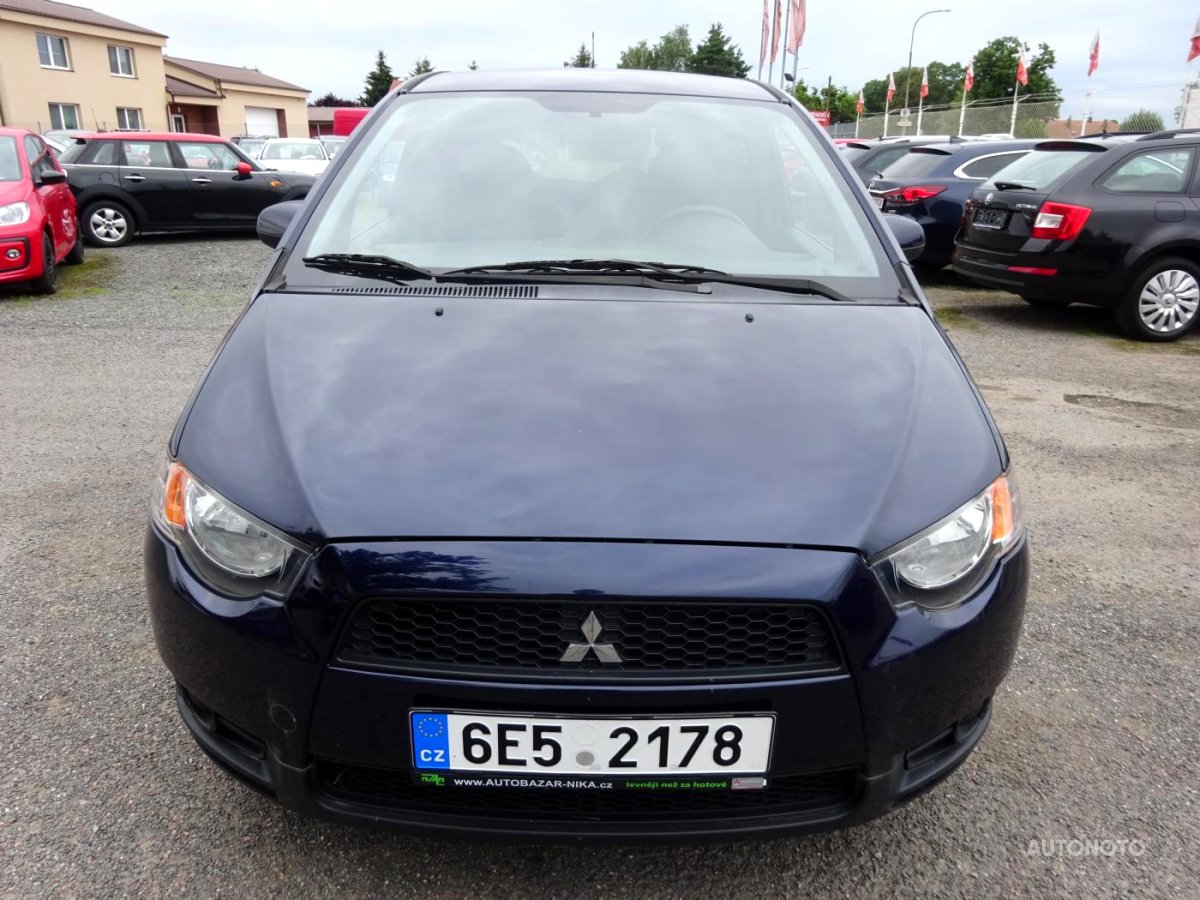 Mitsubishi Colt, 2011 - pohled č. 2