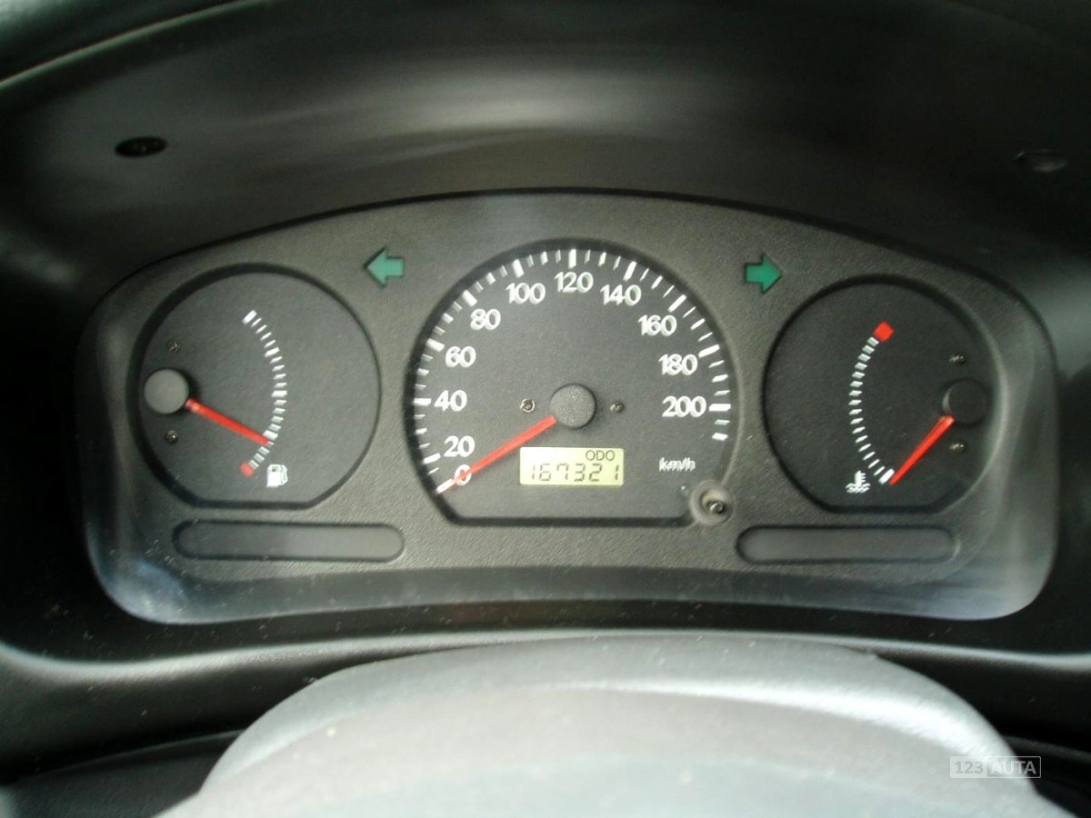 Mitsubishi Colt, 2000 - pohled č. 8