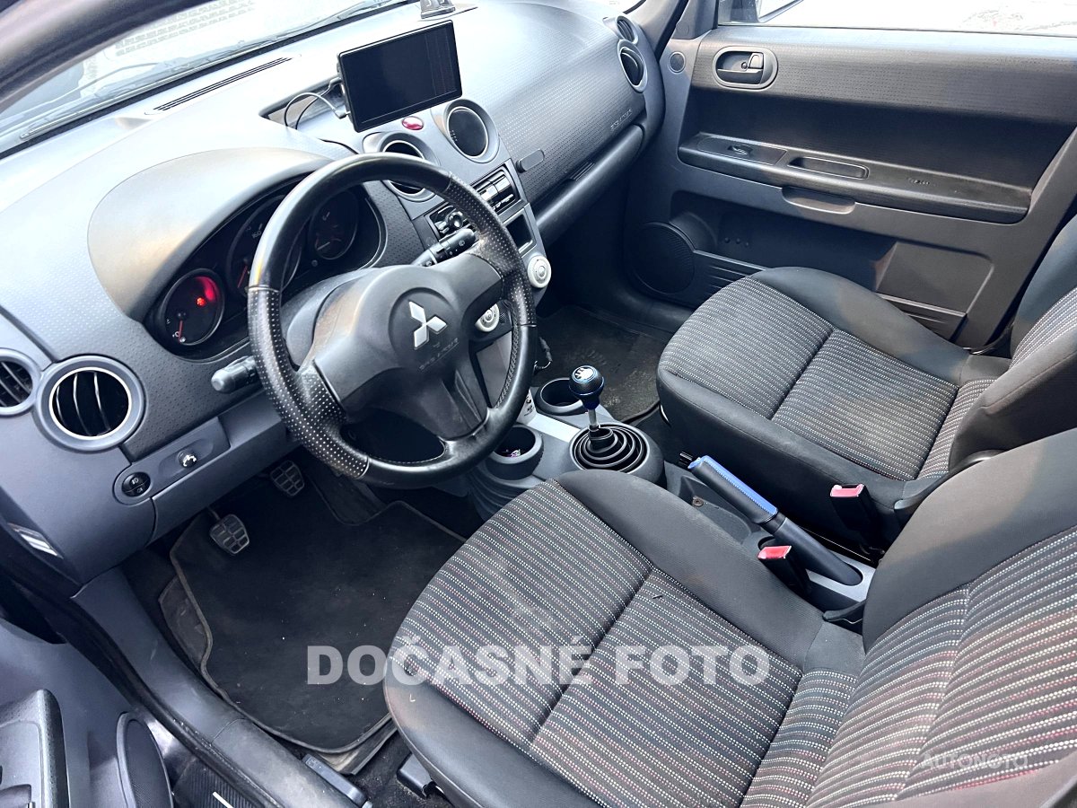 Mitsubishi Colt, 2008 - pohled č. 3