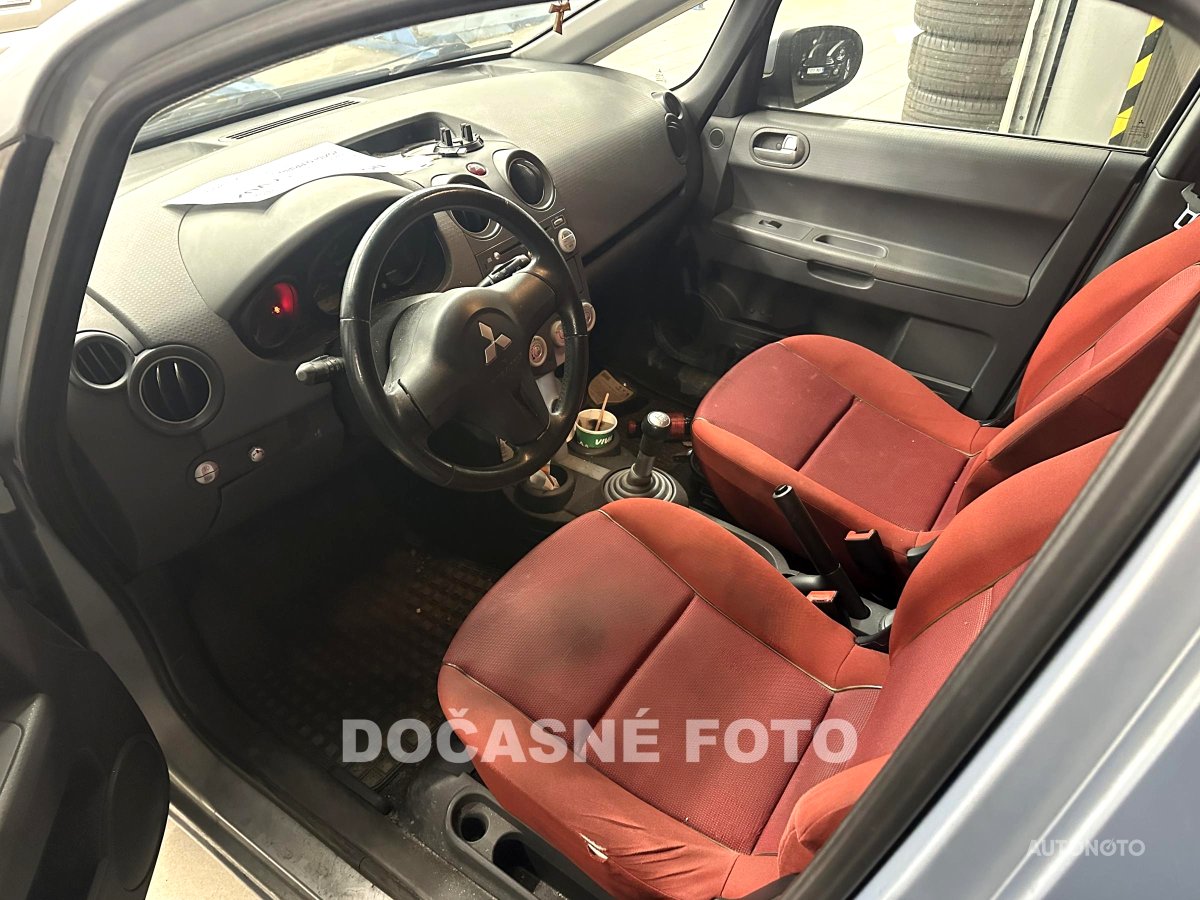 Mitsubishi Colt, 2005 - pohled č. 3