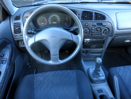 Mitsubishi Colt, 1998 - pohled č. 9