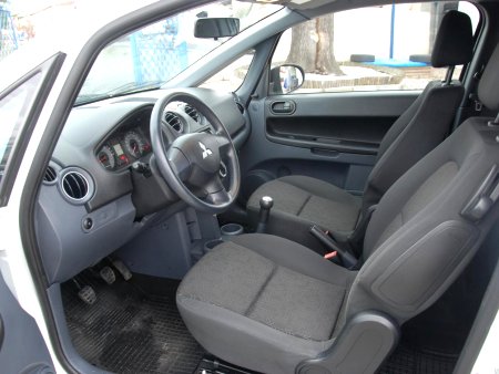 Mitsubishi Colt, 2010 - pohled č. 6