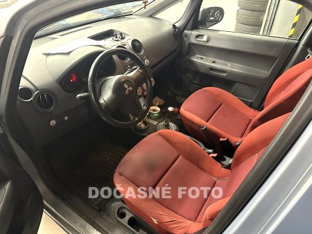 Mitsubishi Colt, 2005 - pohled č. 3