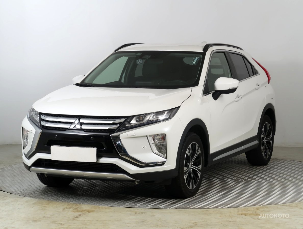 Mitsubishi Eclipse Cross, 2018 - pohled č. 3