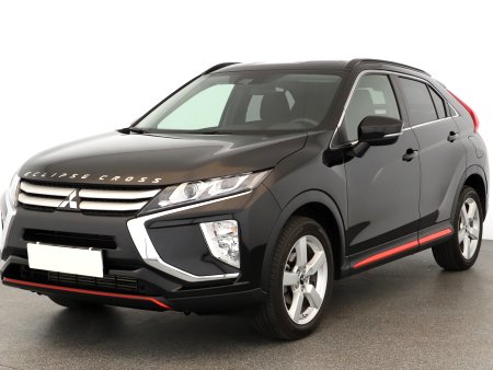 Mitsubishi Eclipse Cross, 2018 - pohled č. 3