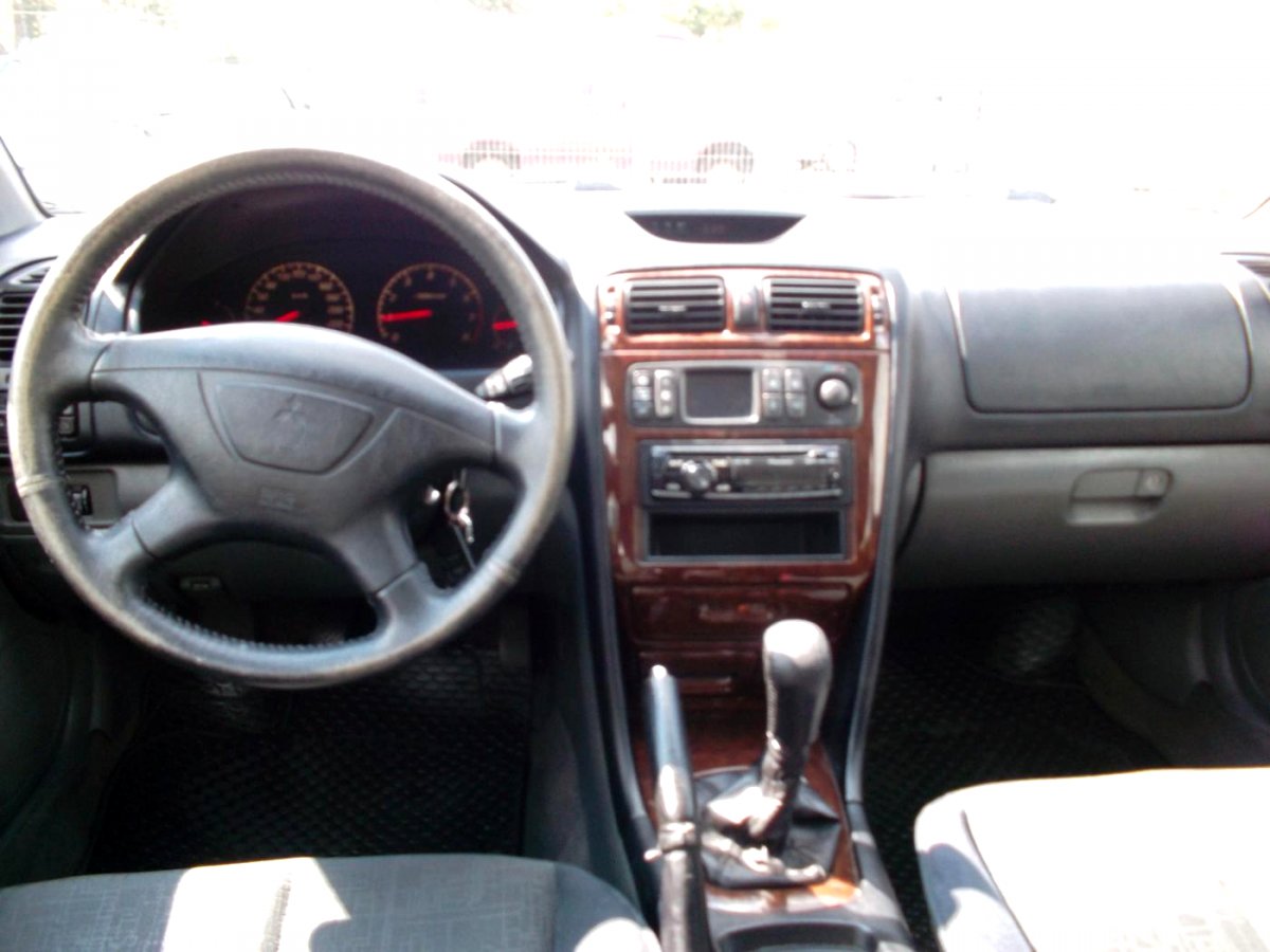 Mitsubishi Galant, 2002 - pohled č. 9