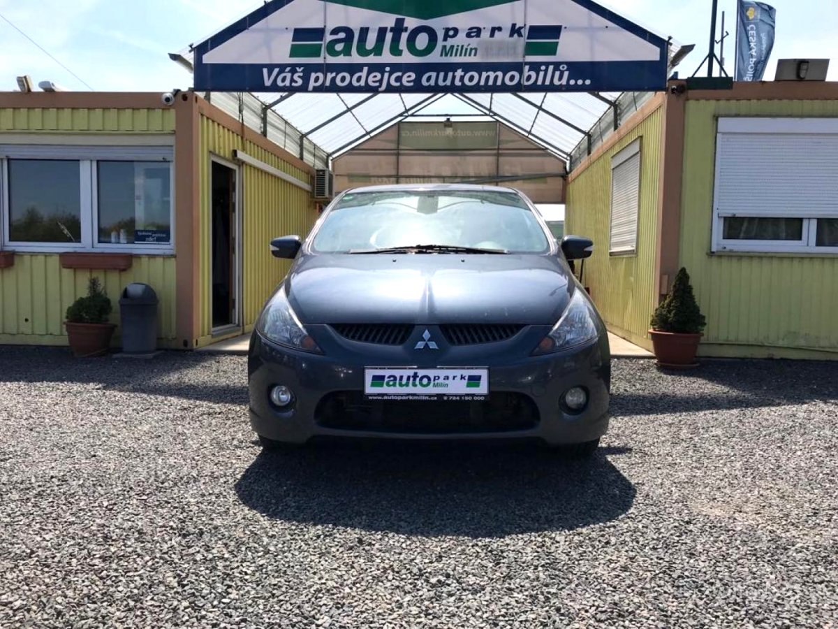 Mitsubishi Grandis, 2005 - pohled č. 2