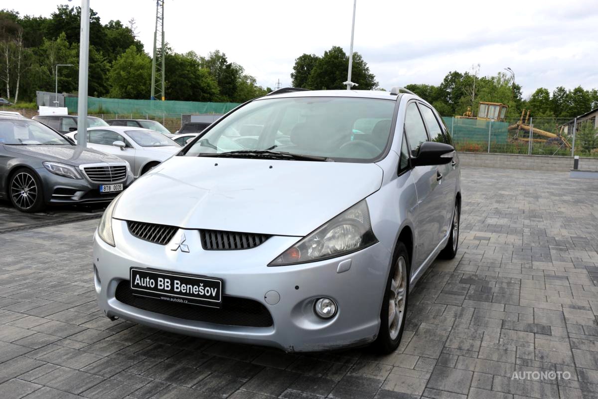 Mitsubishi Grandis, 2005 - pohled č. 2