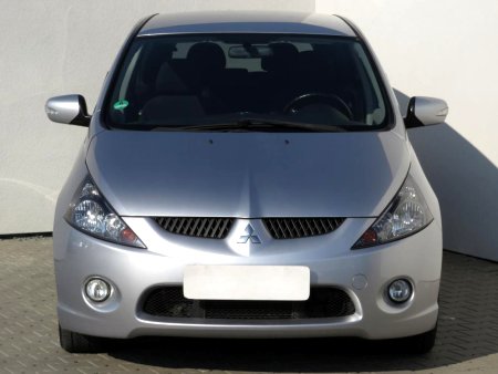 Mitsubishi Grandis, 2008 - pohled č. 2