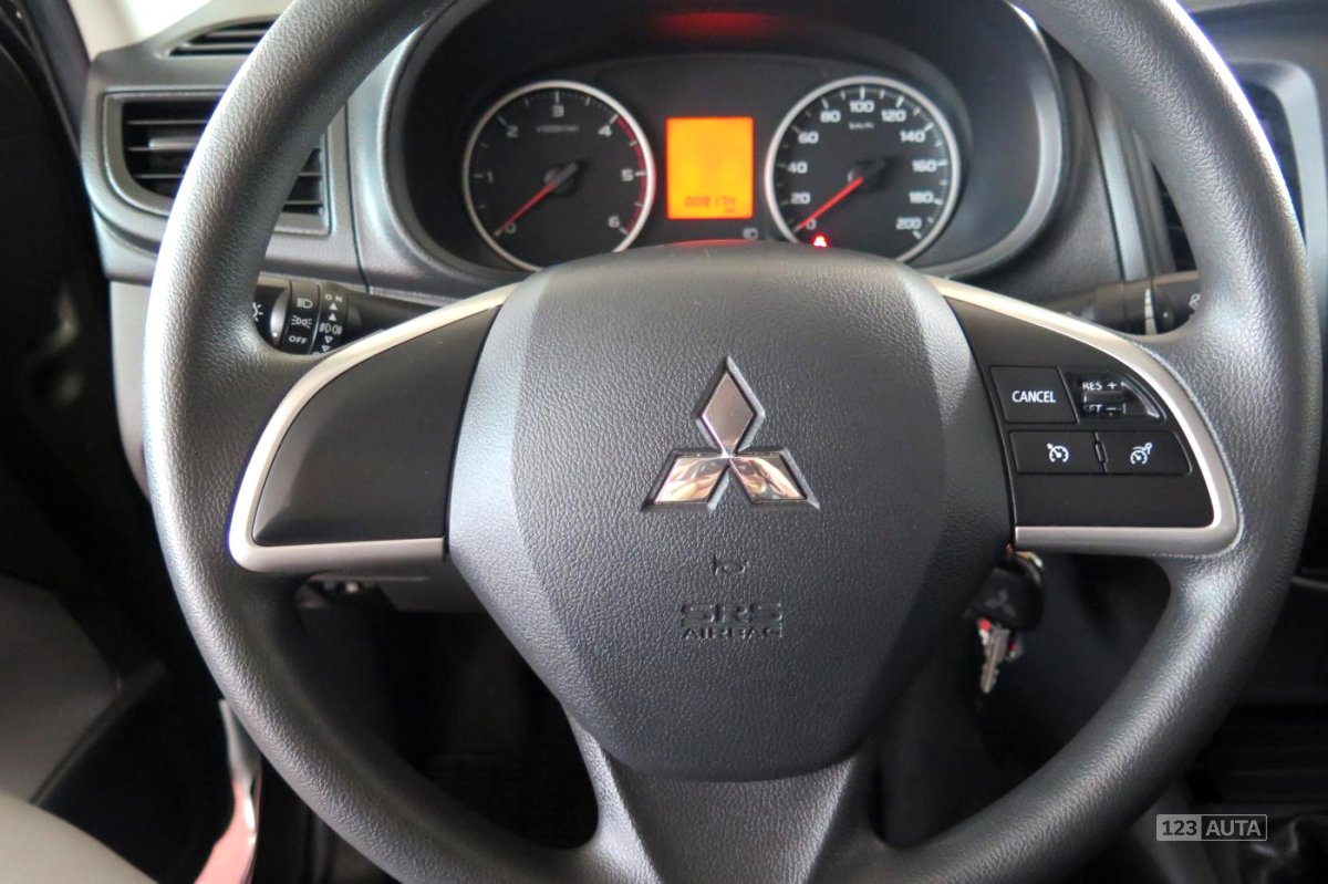 Mitsubishi L200, 2016 - pohled č. 10