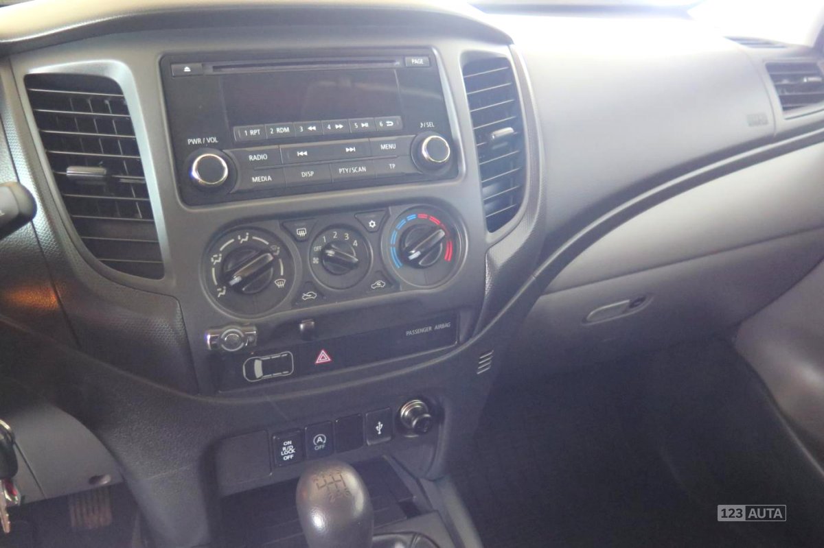 Mitsubishi L200, 2016 - pohled č. 11