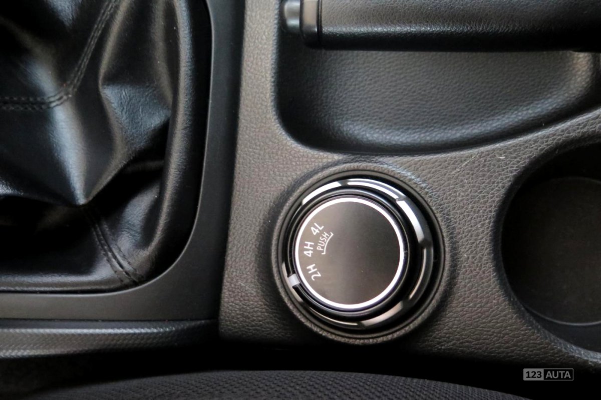 Mitsubishi L200, 2016 - pohled č. 15