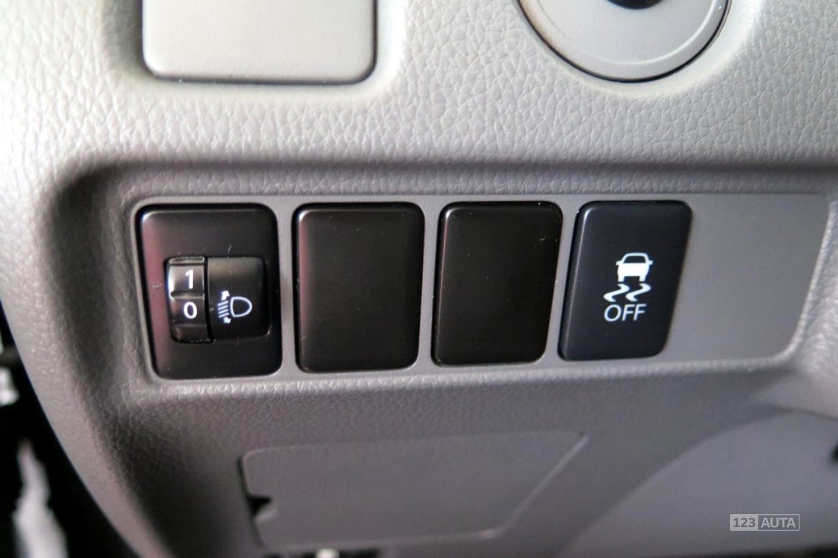 Mitsubishi L200, 2016 - pohled č. 8