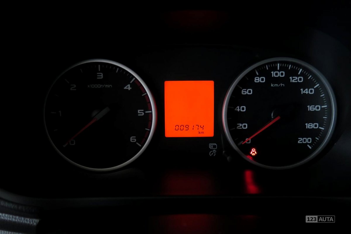 Mitsubishi L200, 2016 - pohled č. 9