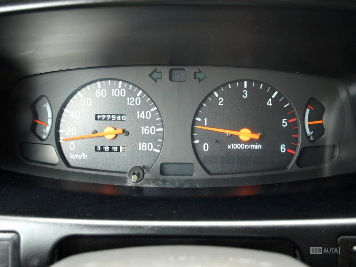 Mitsubishi L200, 2002 - pohled č. 13