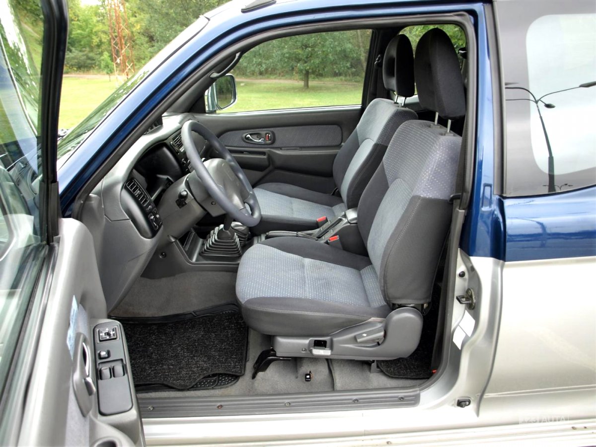 Mitsubishi L200, 2002 - pohled č. 9